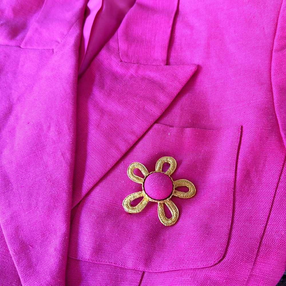 Vintage Gillian 80’s bright pink linen suit set w/original brooch EVC size 6 - Picture 6 of 15